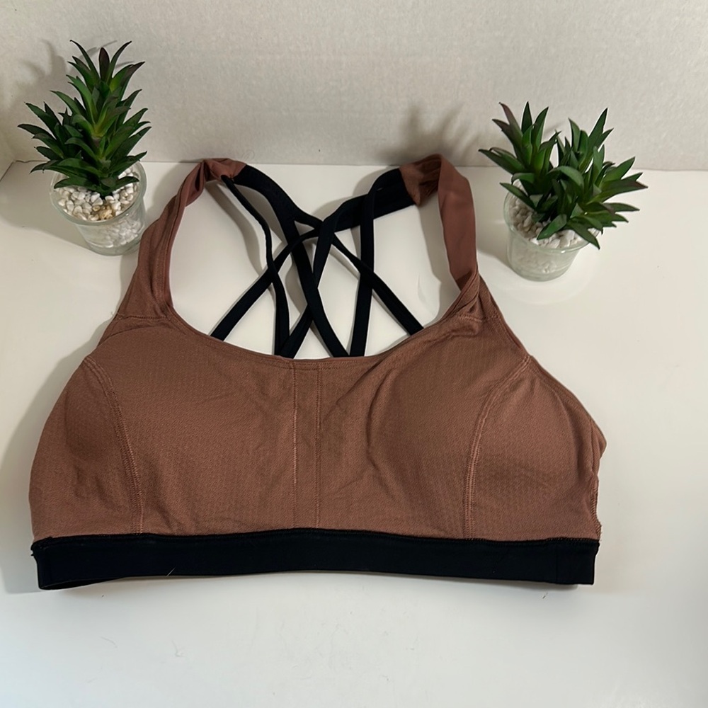 Lululemon Cross Back Sports Bra 26” pit to pit